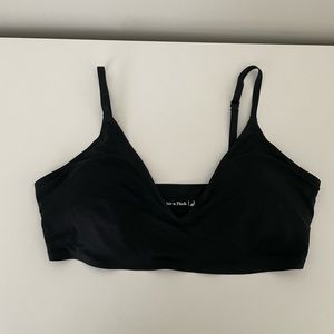 Abercrombie & Fitch Black Bralette with Padding - Size Large